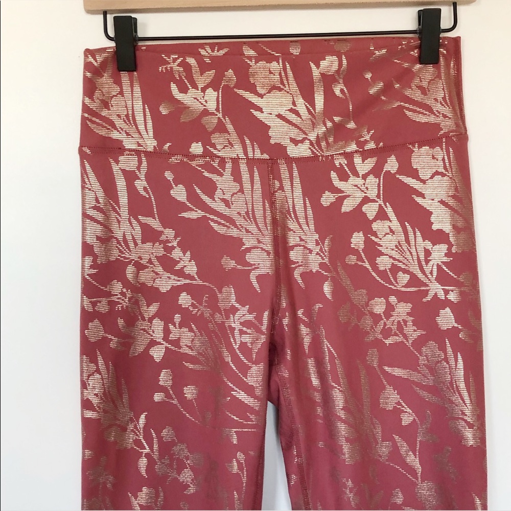 Fabletics High Rise Gold Embossed legging Pink - Picture 3 of 7
